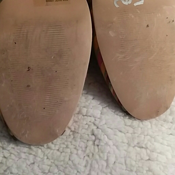 Restricted peep toe wedges - Picture 3 of 4